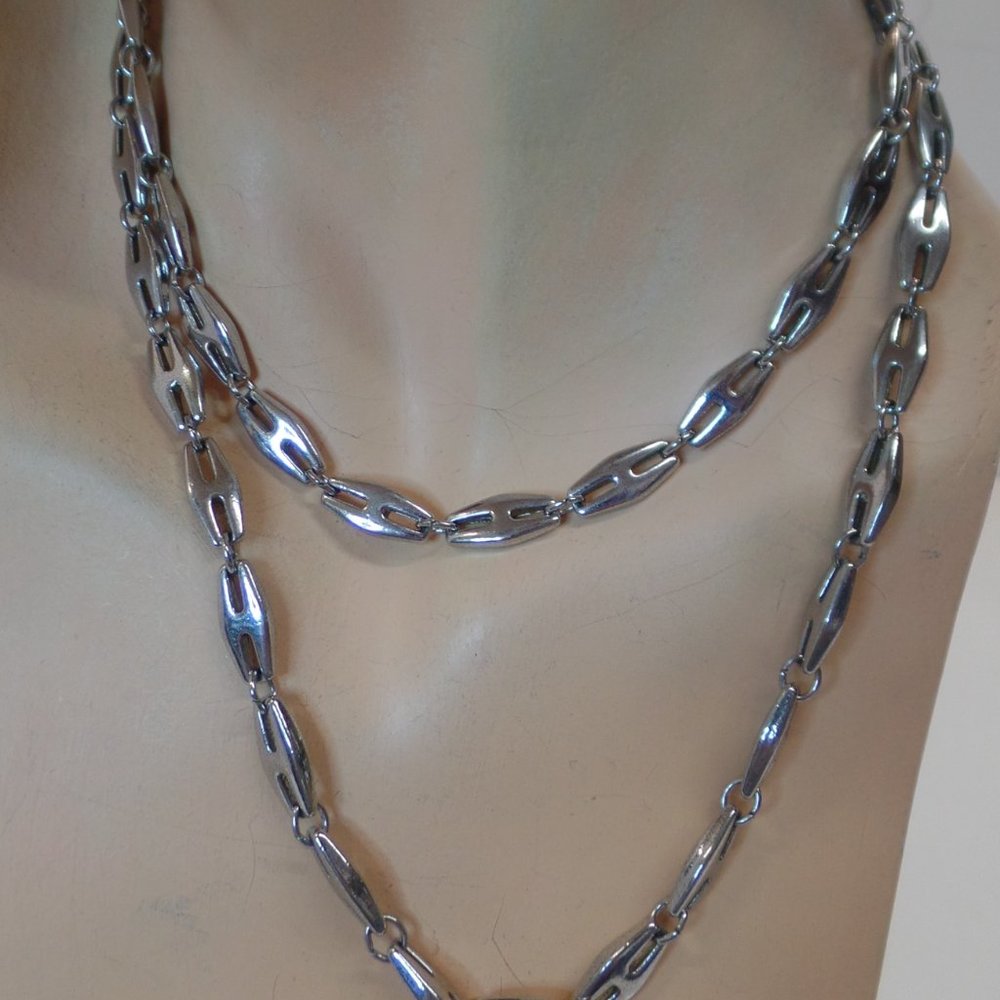 Silvertone Large Link 34" Necklace Double Wrap - Picture 3 of 12